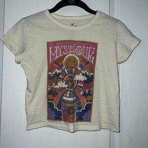 Hollister Cropped Graphic Tee